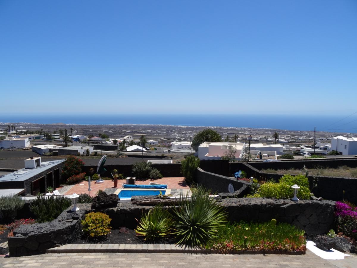 Aussicht von La Asomada nach Puerto del Carmen